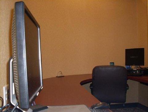 La Quinta Inn & Suites Pittsburgh North McCandless Township ภายนอก รูปภาพ